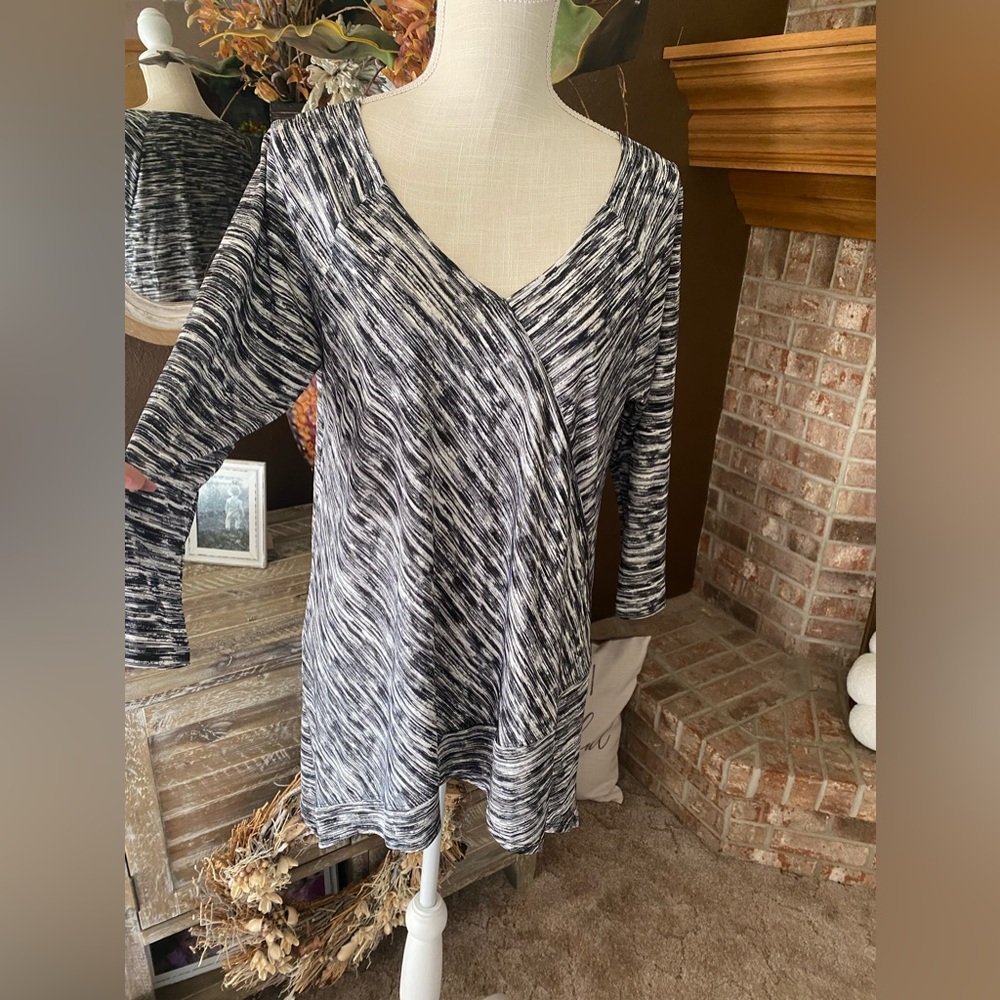 A Symmetrical Tunic Top